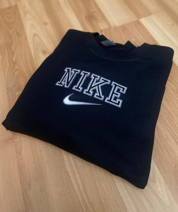 Nike Logo Embroidered Sweatshirt Gifts For Friends